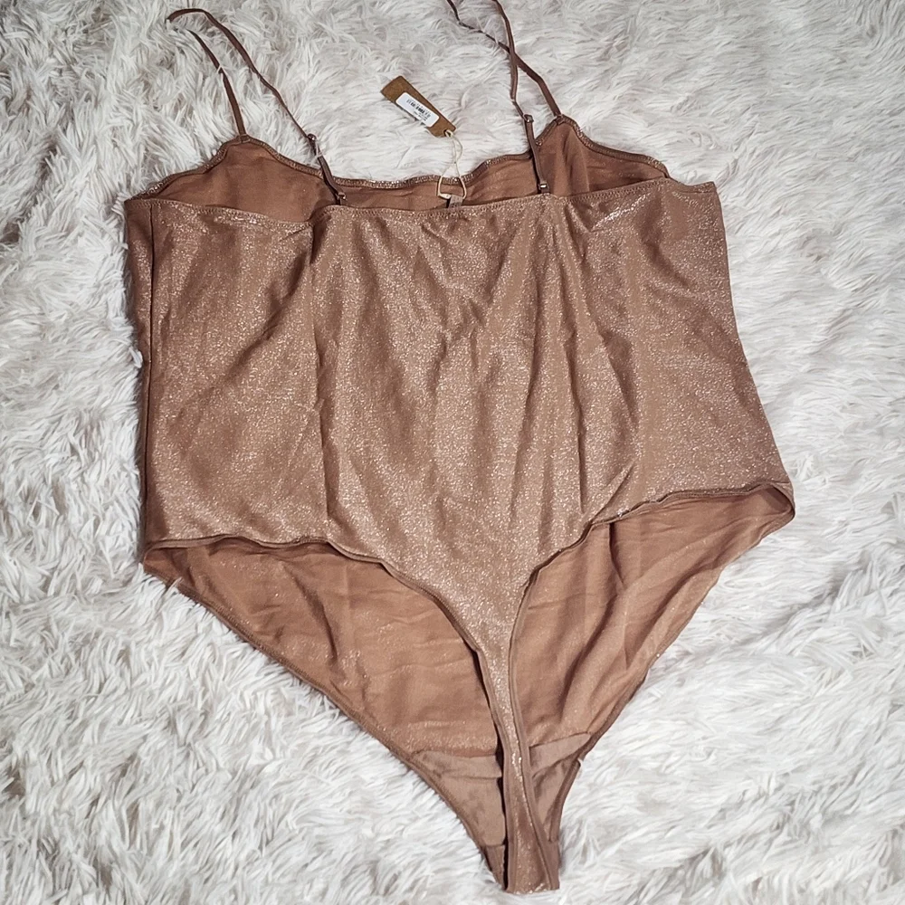 SKIMS Shimmer Cami Bodysuit/ 3X,4X/SIENNA - Picture 2 of 12